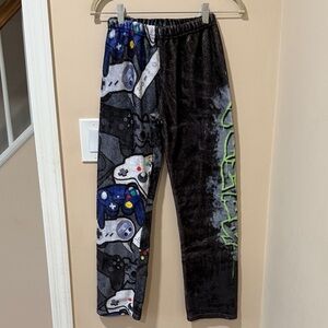 Kids Fleece Pajama Bottoms with Gaming Print